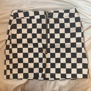 Checkered mini skirt